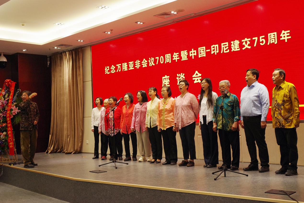 07499c7b2e2a5e3a2dd80ff30bf4762